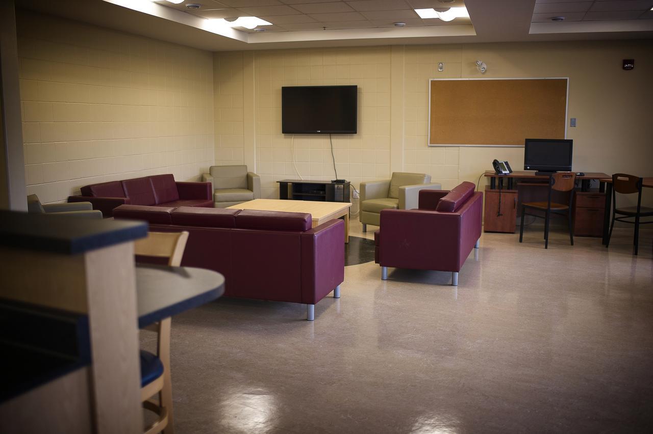Grenfell Campus Summer Accommodations Corner Brook Exterior photo